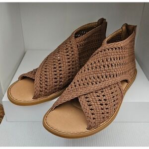 Born Iwa Mac Sandals 10 M Brown Woven Gladiator Shoes
